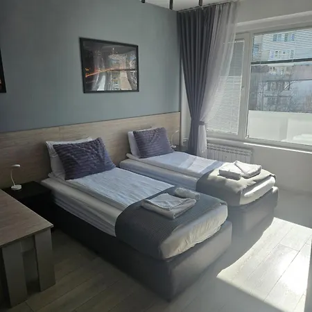 Mladost 1 *